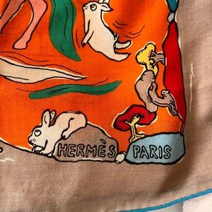 New Hermes large scarf, 48"x 48" gorgeous colors. 70% cashmere